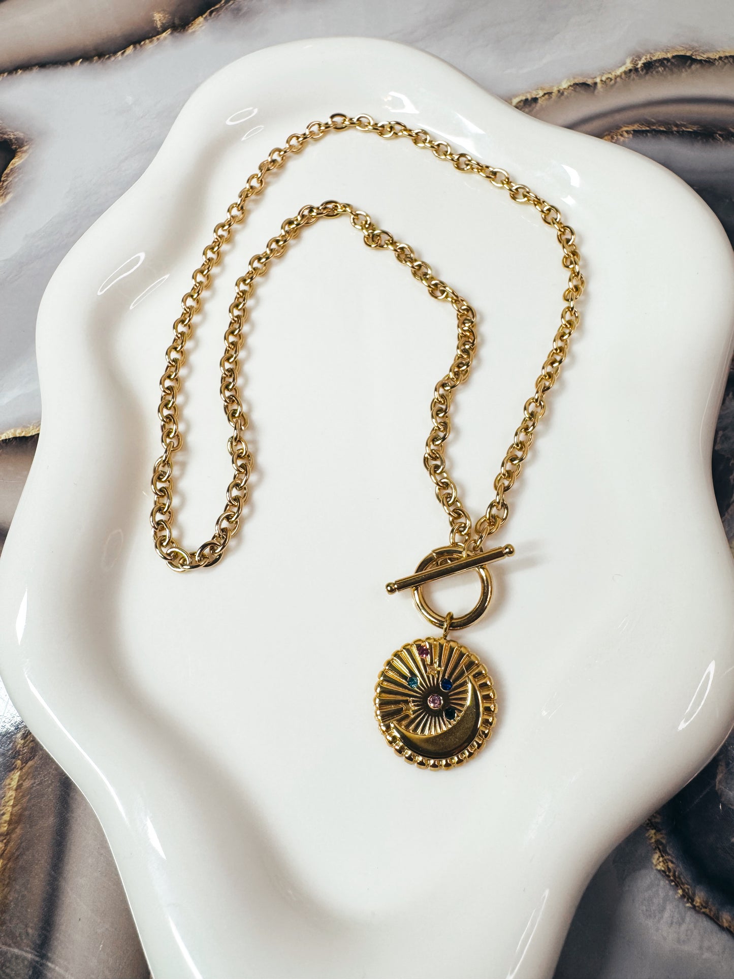 Luna Necklace