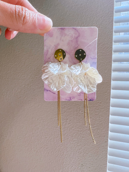 Lily Earrings